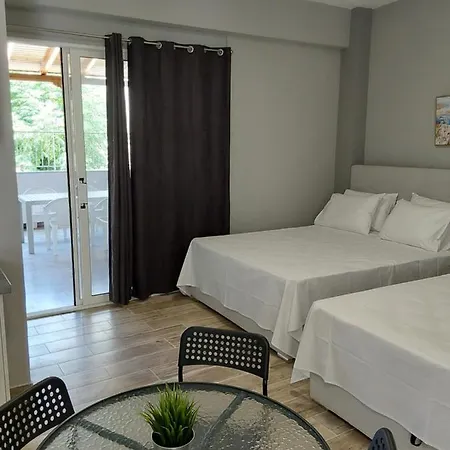 Vasiliki Apartment Tolo